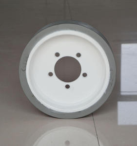 ยางใหม่แบบไม่ทิ้งรอย AWP Parts ยางตัน 12.5x4.25 สำหรับรถยกแบบกรรไกร JLG 4860182 ล้อสำหรับคลังสินค้าในร่ม ผลิตในประเทศกัมพูชา - Product Image 2