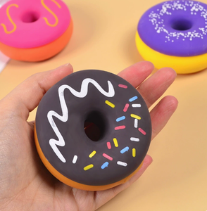 Juguete Antiestrés Popular de Gliway: Donut, Perfecto para Adultos para Aliviar el Estrés Laboral - Product Image 4
