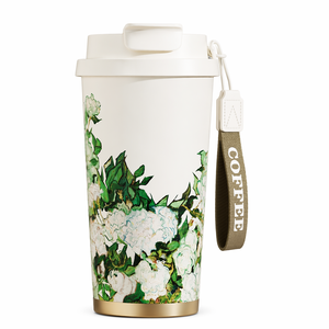 Mug de voyage minimaliste en acier inoxydable avec base dorée et étiquette pour café, design écologique - Product Image 5