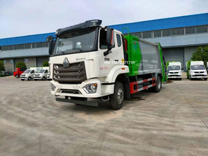 Camion compacteur à ordures Howo 4x2 à chargement arrière avec une capacité de 14 m3 pour la collecte des déchets - Product Image 3