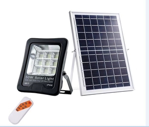 Reflector LED Solar TRISTAR de 500W con 2 Años de Garantía, 100W, Control Remoto, para Jardín, Pared o Suelo, 12 Horas de Duración, Aluminio, para Exteriores - Product Image 1