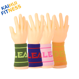 Gelang Olahraga Cross Fitness Custom dengan Logo, Penyerap Keringat, Tanpa Minimum Pemesanan, Penyangga Pergelangan Tangan - Product Image 1