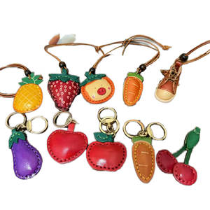 Handmade Cute Durable PU Leather UV Printed Heart Shape Fruit Charms Carabiner Keychain Back School Apple Banana Strawberry