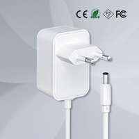 Alimentation électrique 12V 2A AC/DC à succès avec adaptateur de prise UK/US/AU/EU pour bande LED