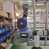 Alimentateur de fil à tension constante de haute précision pour machine à tricoter les chaussettes, essentiel pour la production textile en usine