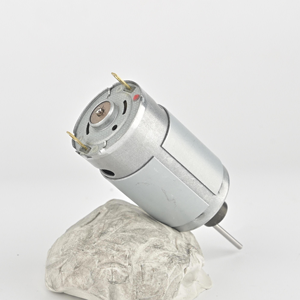 사용자 정의 <span class=keywords><strong>11V</strong></span> <span class=keywords><strong>DC</strong></span> 브러시 모터 395 가전 제품 자동차 보트 팬 사용-6500 RPM 10.01W - Product Image 2