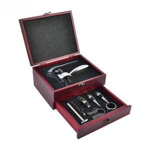 Ensemble cadeau de luxe personnalisé en gros, <span class=keywords><strong>tire</strong></span>-<span class=keywords><strong>bouchon</strong></span> électrique pour bouteille de vin, design classique en plastique - Product Image 4