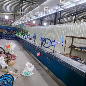 จักรยานเสือภูเขาสำหรับเด็ก 20 นิ้ว อลูมิเนียมอัลลอยด์ โช้คหน้าแบบมีระบบกันสะเทือน เบาะนั่งสบาย สำหรับเด็กทุกเพศ ขี่จักรยานออฟโรด ความยาว 1.6 ม. - Product Image 1