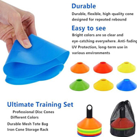 Cônes de signalisation (lot de 50) avec sac de transport pour l'entraînement de vitesse, équipement d'entraînement de football et de basketball, en PE écologique