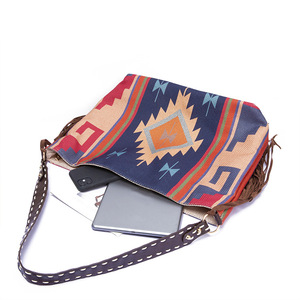 Bohemian Mulheres Vintage Canvas Handbag Tassel Monograma personalizado Venda quente Lady Carry Fringe Purse <span class=keywords><strong>Bag</strong></span> para meninas - Product Image 4