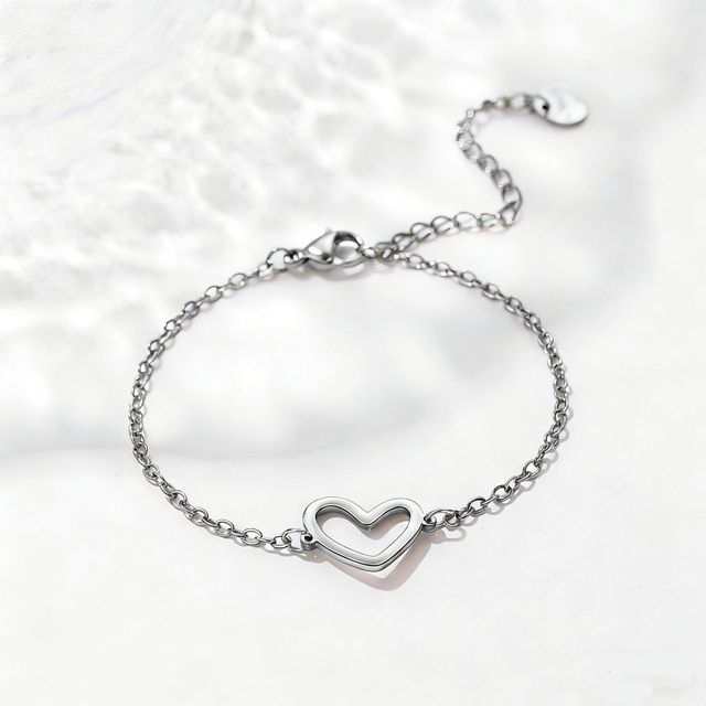 Custom 316L Stainless Steel 18K PVD Gold Plated Women Hollow Open Heart Thin Link Chain Charm Bracelet Luxury Fashion Jewelry