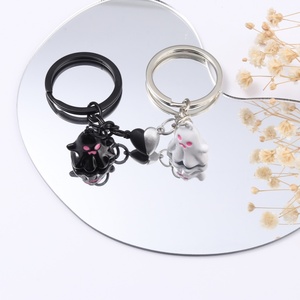 Portachiavi Fantasma Carini con Chiusura Magnetica a Cuore per Amici Ragazzi Ragazze, Divertente Regalo di Halloween, Gioielli Fai da Te Fatti a Mano - Product Image 6