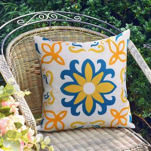 Coussin d'extérieur carré de style bohème imperméable motif festif taie d'oreiller de jardin pour le camping et le sommeil - Product Image 3