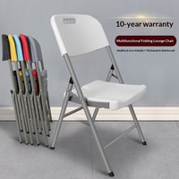Chaise de salle à manger empilable et portable en plastique avec fonction inclinable, design simple pour conférences, bureau, maison, salle à manger et utilisation en extérieur