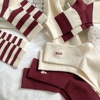 Chaussettes mi-mollet rayées rouge et blanc pour femme, en coton doux, avec nœud brodé, 5 paires, chaudes, décontractées, pour l'automne, usage quotidien, en stock