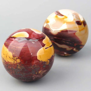 Venta al por Mayor de Esferas de Mookita Naturales de Colores Rojo y Amarillo, Bolas de Cristal de Cuarzo para Sanación Energética y Decoración del Hogar - Product Image 4