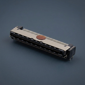 Conector de Alta Velocidad Placa a Placa Samtec LSHM-150-01-L-RH-A-S-K-TR, 150 Posiciones, Paso de 0.50 mm, SMT, Dorado - Product Image 3