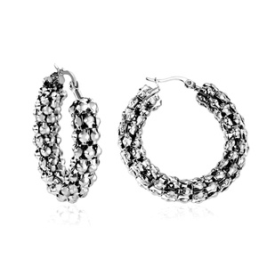 <span class=keywords><strong>Pendientes</strong></span> de aro de cadena de maíz personalizados al por mayor de fábrica, joyería ahuecada, cadena de malla, <span class=keywords><strong>pendientes</strong></span> de aro de acero inoxidable antialérgicos - Product Image 1