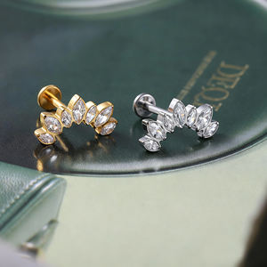 YS Schmuck Maßgefertigte Geometrische Titan-Labret-Ohrringe ASTM F136 Piercing Innengewinde Helix Tragus Lobe Flacher Rücken für Kinder - Product Image 4