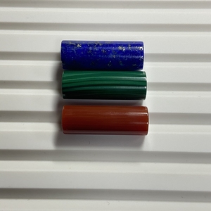 Natural verde malaquita azul <span class=keywords><strong>oscuro</strong></span> lapislázuli <span class=keywords><strong>rojo</strong></span> ágata 7x20mm cilindro <span class=keywords><strong>piedra</strong></span> <span class=keywords><strong>preciosa</strong></span> para joyería - Product Image 3