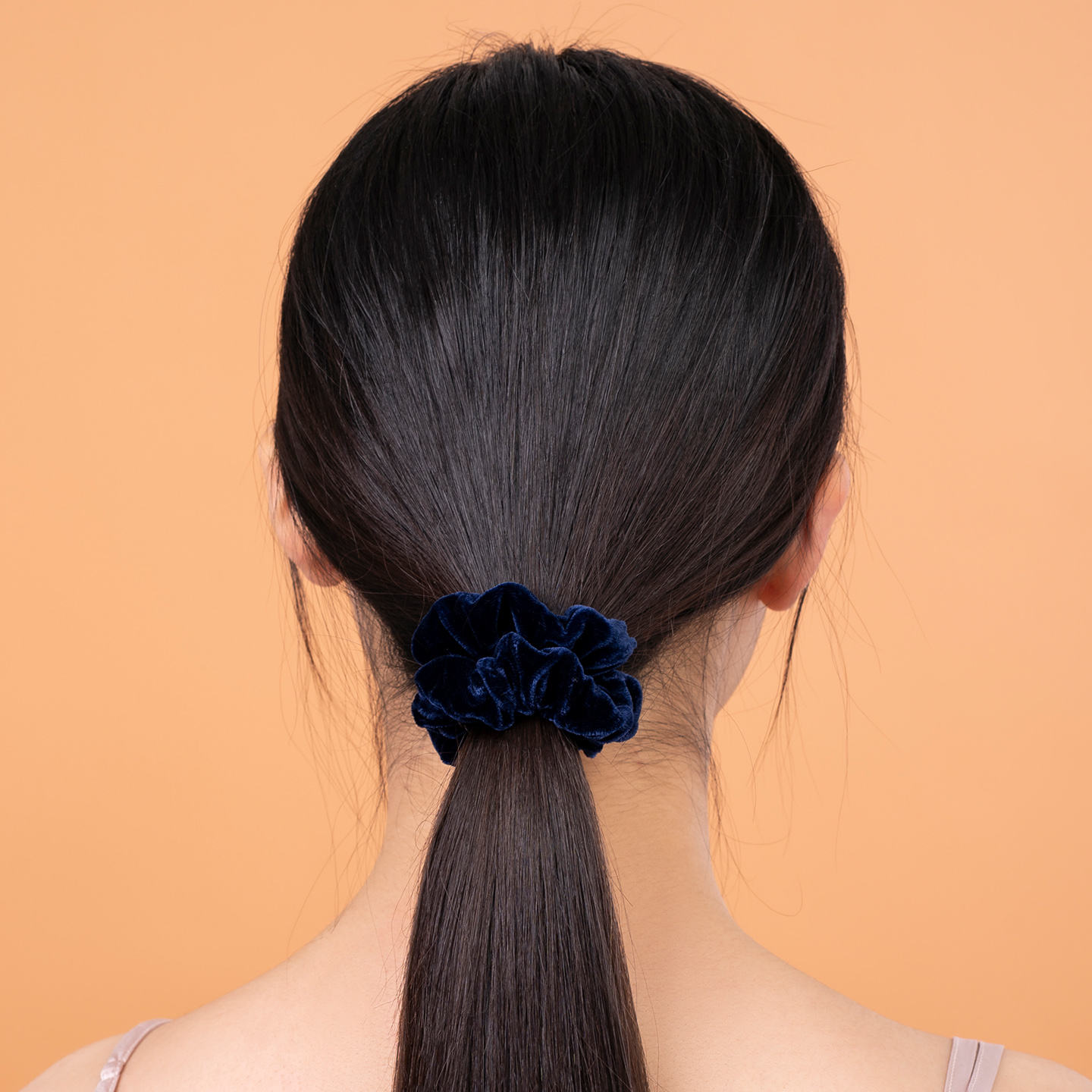 ยางรัดผมผ้าไหมสีน้ำเงินเข้ม 2 ซม