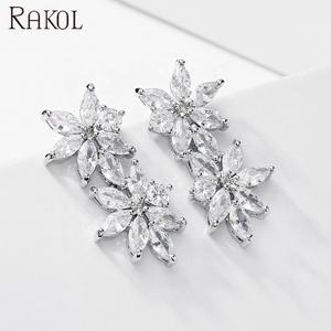 Boucles d'oreilles classiques fantaisie en zircon cubique doré RAKOL EP4144, bijoux de charme tendance - Product Image 5