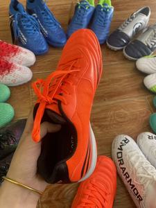 Chaussures de football pour hommes en gros à prix réduit, chaussures de football pour étudiants, produit en stock, vente chaude - Product Image 6