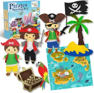 Vente en gros de noël artisanat de mode design pirates de la mer écologique feutre bricolage artisanat enfants kit de couture pour kits adultes