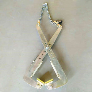Pince à chaîne à ciseaux manuelle pour le levage de grandes dalles de pierre pesant 285 kg - Product Image 1
