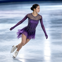 Robe de patinage artistique violet foncé, manches longues, dos découpé en maille, jupe en mousseline ornée de strass, personnalisable pour enfants, adolescents et adultes, OEM