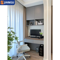 Bureau d'étude et de travail mural simple de style nordique, sur mesure, avec étagère et table d'ordinateur pour chambre à coucher