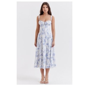 Robe longue camisole haut de gamme style estival, élégance décontractée, inspiration défilé de mode française, multicolore, vente en gros - Product Image 4