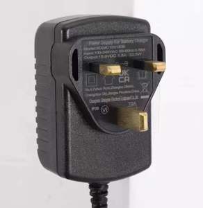 Зарядное устройство 12В из пластика для детских электромобилей (<span class=keywords><strong>2</strong></span>-4 года), аксессуары, запчасти - Product Image 1