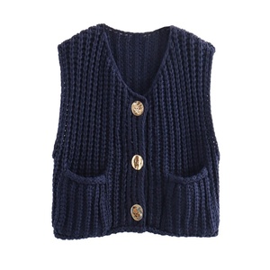 Gilet en tricot uni boutonné pour femme, col en V, sans manches, pull décontracté tendance printemps-automne - Product Image 4
