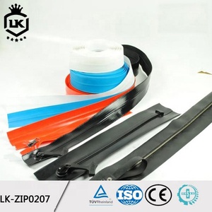 Lanke Biểu Tượng Tùy Chỉnh Có Thể Đặt Vào Nước Màu Đen <span class=keywords><strong>Zip</strong></span> Airproof Dây Kéo Băng Cuộn 100% Dây Kéo Không Thấm Nước Cho Lặn Phù Hợp Với - Product Image 6