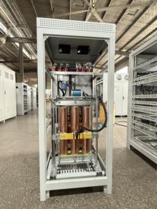 Estabilizador regulador de voltaje AC 150ka 400V <span class=keywords><strong>AVR</strong></span> para trifásico para uso de máquina de impresión - Product Image 1