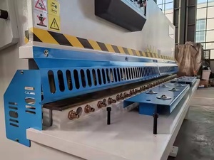 Machine à cisailler la tôle <span class=keywords><strong>hydraulique</strong></span> à longue durée de vie, type à bras oscillant, coupe-plaque utilisée pour l'industrie de la construction - Product Image 3