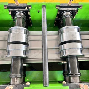 Laminadora de Quillas de Forma Especial Personalizada HAUAN con Engranajes, Motor PLC y Motor Eléctrico - Fácil de Operar - Product Image 4