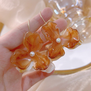 Flower <b>Pearl</b> Melad Atmosphere Gentle <b>Drop</b> Gradient Color Petal <b>Earrings</b> for Women - Product Image 4