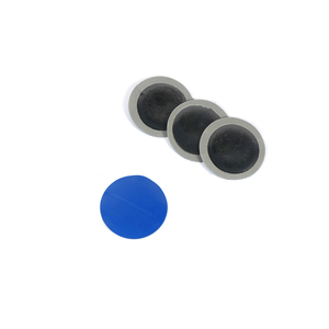 Venta al por mayor de parches universales para reparación de neumáticos de coche 43mm QPT006 150 unids/caja 45 caja/cartón parches de tamaño de rango completo - Product Image 1
