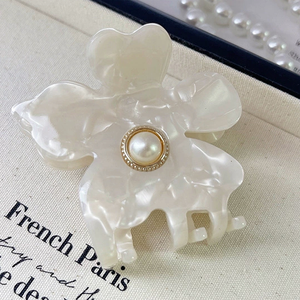 Pinzas de Pelo de Acetato con Diseño Geométrico y Flores de Perlas para Mujer, Accesorios para el Cabello de Uso Diario, Venta al por Mayor - Product Image 2