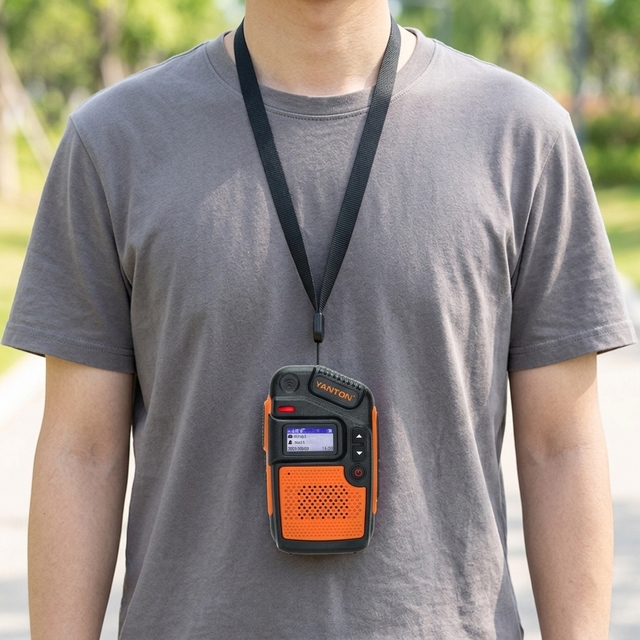 YANTON T-X2 Small 4G Network Handheld Walkie Talkie Global GPS POC Radio