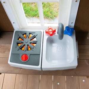 Ensemble de balançoires d'extérieur en bois avec maisonnette, toboggan et mur d'escalade, aire de jeux durable pour enfants dans la cour - Product Image 4