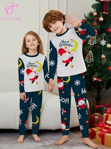 Loveda Precio al por Mayor Conjunto de Pijamas de Moda Estilo Navideño, Ropa de Dormir Suave para Padres e Hijos, Top de Manga Larga y Pantalones - Product Image 4