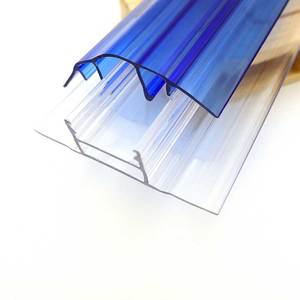 Profil de fixation en <span class=keywords><strong>polycarbonate</strong></span> fiable, facile à installer, pour la connexion et la fixation de plaques de <span class=keywords><strong>polycarbonate</strong></span> pour toitures et cloisons - Product Image 2