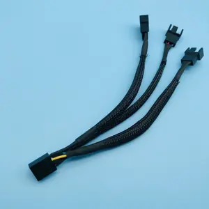 男性Molex至2x Sata电源扩展分离器电缆套装