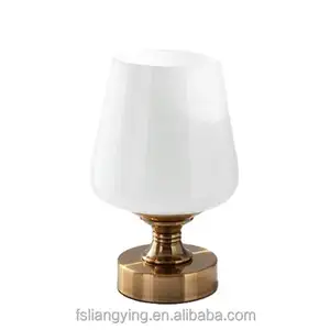 Nordic antique style table lamps home decor luxury home goods study wholesale bedside brass iron metal glass table lamps
