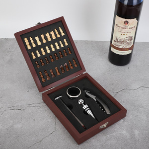 Juego de abridor de botellas de vino, herramientas creativas, sacacorchos con caja de madera cuadrada de ajedrez - Product Image 1