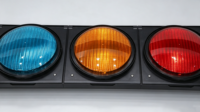 Solution intelligente de signalisation routière urbaine IP65 rouge, jaune, vert, lampe indicatrice de signalisation routière solaire de 300 mm pour le Moyen-Orient