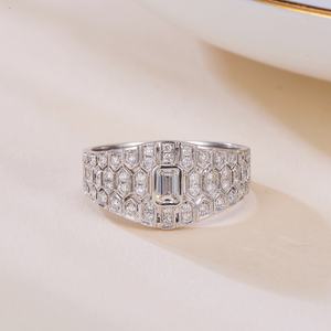 แหวนหมั้นเพชรโมอิสสีทอง18K สำหรับผู้ชาย - Product Image 5